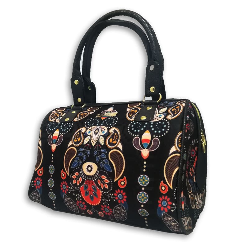 Flor Negra - Celia Chula Moda Latina